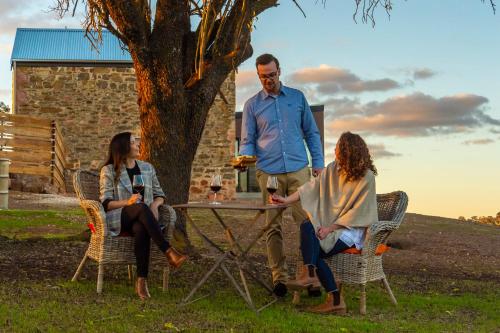 Clientes alojados en Hutton Vale Farm JHA Stone Cellar