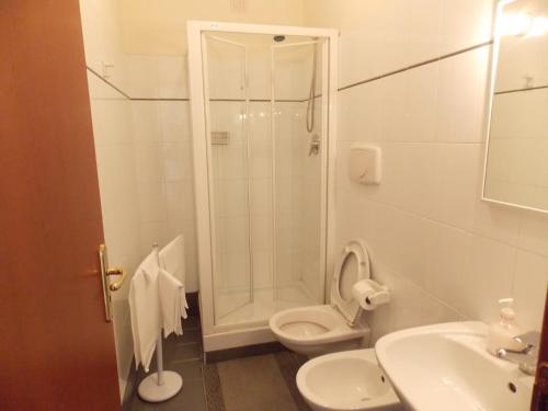 Kúpeľňa v ubytovaní Albergo Roma