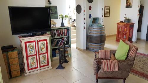 Gallery image of Tabor Land Guest House in Kefar Qish