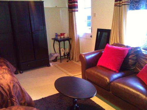 Imagen de la galería de No 7 Priory Guest House, en Dover