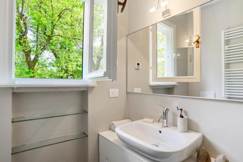 A bathroom at Lovely Villa with huge Garden surrounded by Nature