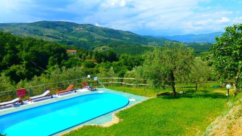2 bedrooms house with shared pool enclosed garden and wifi at Serravalle Pistoiese