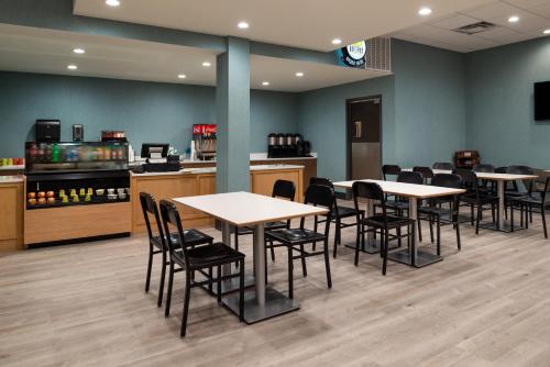 Ristorante o altro punto ristoro di Holiday Inn & Suites Orlando - I-Drive - Theme Parks by IHG
