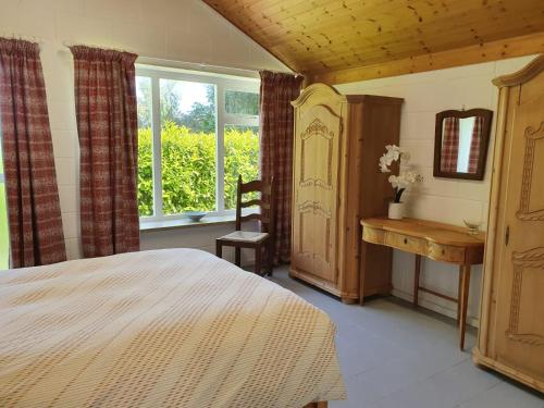 Postel nebo postele na pokoji v ubytování Newly Refurbished Self-Catering Lodge Sleeping 6