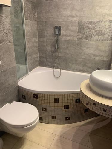 Bathroom sa Apartament z widokiem Tarnowskie Góry