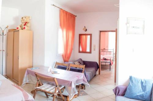 Esthir s guest house- sea view