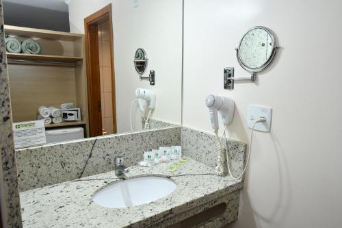 Koupelna v ubytování Thermas All Inclusive Resort Poços de Caldas By Nacional Inn