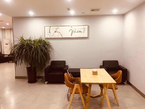 Posezení v ubytování 7Days Premium Baoding Qingyuan Jianshe North Road Branch
