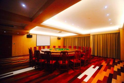 Photo de la galerie de l'établissement 7Days Premium Ningbo Zhenhai Red Star Plaza Branch, à Ningbo