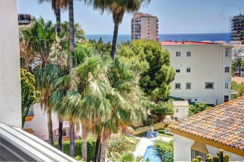 Benalmádena Apartamento amplio, soleado y con vista panorámica a 400 metros de la playa