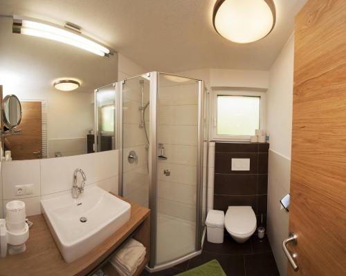 Kúpeľňa v ubytovaní Apartmenthaus Juen