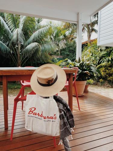 Κήπος έξω από το Barbara's Guesthouse