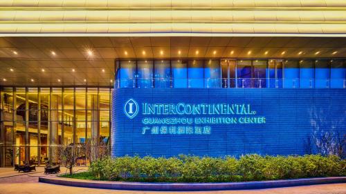 Сертификат, награда, вывеска или другой документ, выставленный в InterContinental Guangzhou Exhibition Center by IHG - Free shuttle between hotel and Exhibition Center during Canton Fair & Exhibitor registration Counter