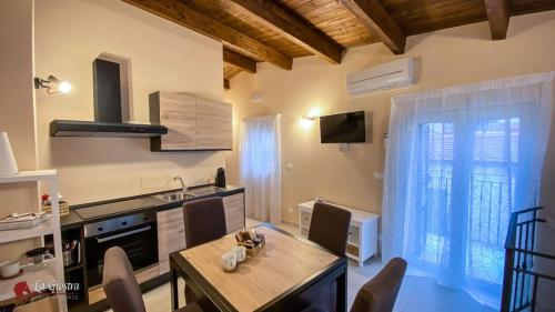 Fotografia z galérie ubytovania CASA VACANZE LA GIOSTRA v destinácii Lettomanoppello