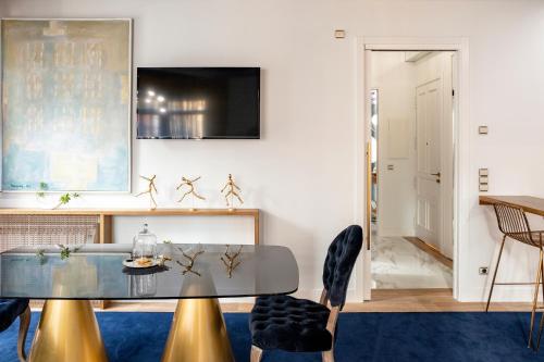 Luxurious by Sebastiana Group