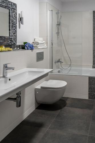 Salle de bains dans l'établissement Hotel Julian