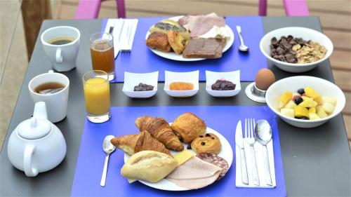 Nourriture dans l'hôtel ou à proximité