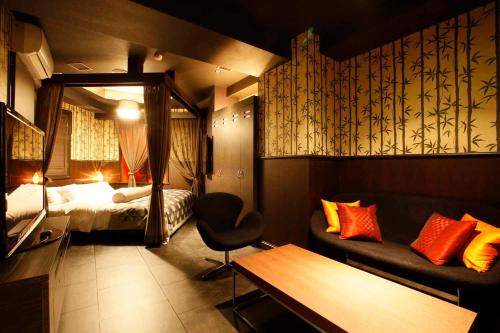 Ein Bett oder Betten in einem Zimmer der Unterkunft Hotel VARKIN
