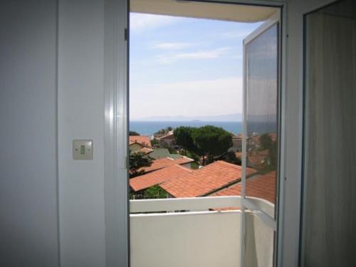 Φωτογραφία από το άλμπουμ του Villa Apart Hotel σε Ορτάκιοϊ