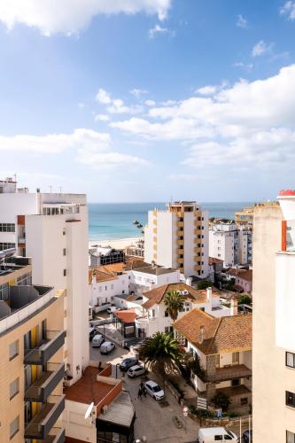 Appartement Luxueux 4 Pièces, terrasse 120M2 vue mer PRAIA DA ROCHA