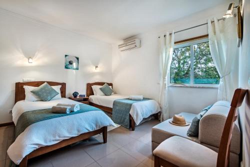 Apt Galé Garden AA by Algarve Villa Holidays
