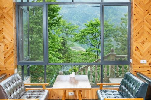 Gallery image of Rice Fields Guesthouse in Longsheng