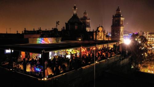 Гости Hostel Mundo Joven Catedral