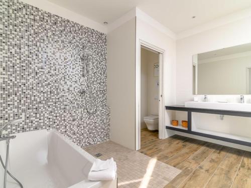 Koupelna v ubytování LA CALADE