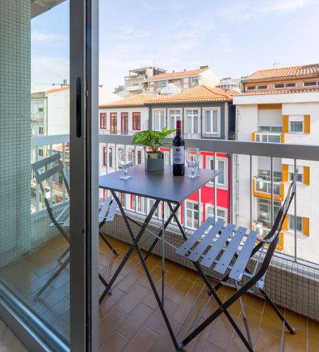 Trindade Family Apartment w/ Parking Place