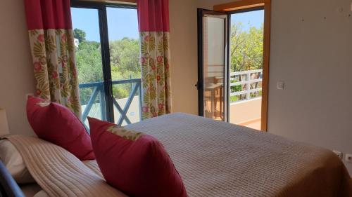 Postel nebo postele na pokoji v ubytování Luxury Villa Corcovada Nicole with privat heated pool