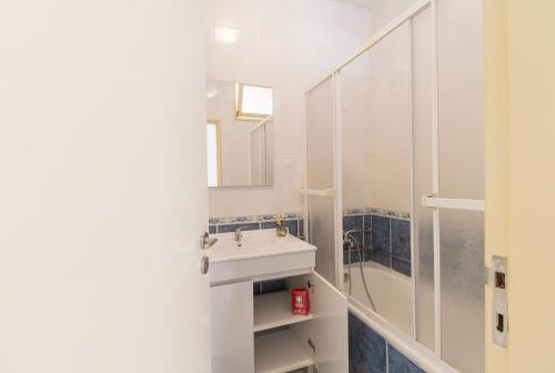 Koupelna v ubytování Casa confortável no centro da cidade