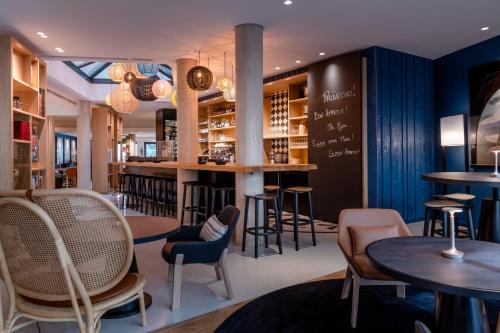 Lounge nebo bar v ubytování Hôtel Villa KOEGUI Bayonne