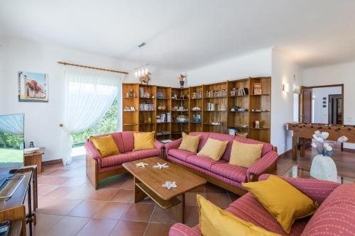 Villa near the beach and Lagos Marina #1868