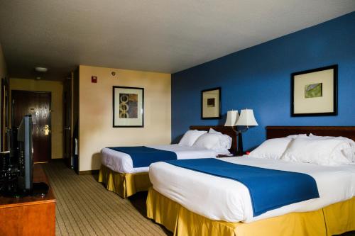 Легло или легла в стая в Holiday Inn Express Hotel & Suites Acme-Traverse City, an IHG Hotel