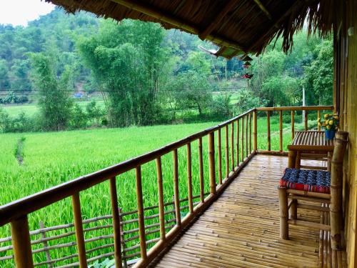 Μπαλκόνι ή βεράντα στο Mai Chau with Love homestay