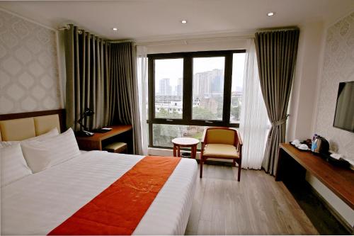 Gallery image of Luckful Hotel in Hanoi