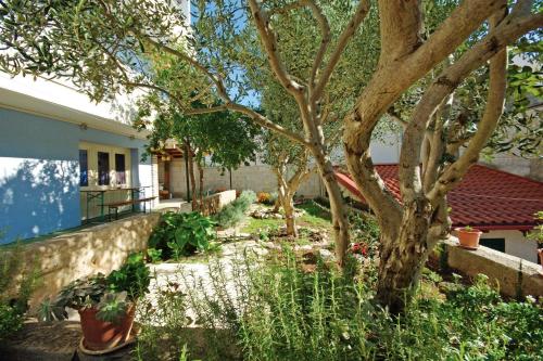 Studio with wifi at Tisno
