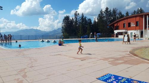 Πισίνα στο ή κοντά στο Bourg St Maurice les Arcs 1800 Charvet Belles Challes vue Panoramique, nature, bien être, paisible, espace