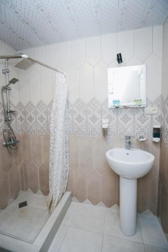 Ένα μπάνιο στο Bebo Babu Guest House