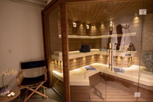 Koupelna v ubytování Element Chalets Zermatt