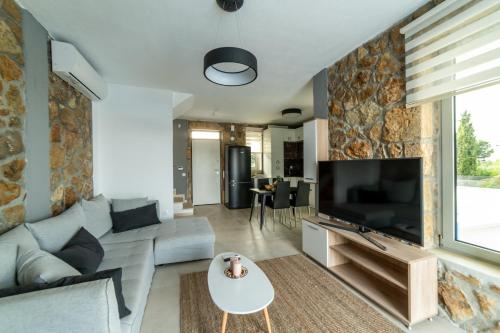 Achinos Luxury Accomodation- Pefkochori Chalkidiki