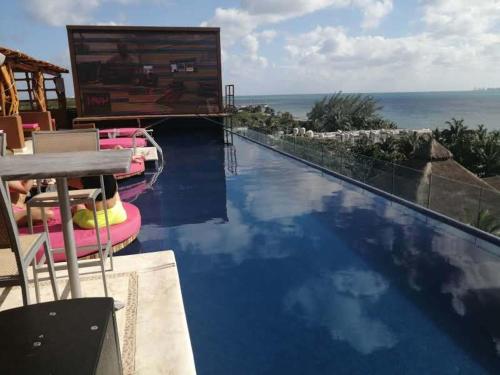 Bazén v ubytování Hotel Beló Isla Mujeres - All Inclusive - Sargassum Free nebo v jeho okolí