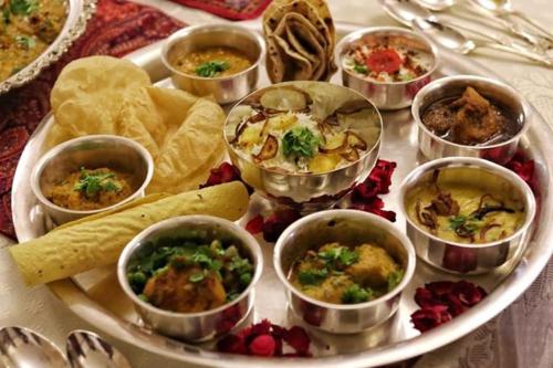 Makanan di atau berdekatan homestay
