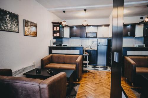 Kuchyň nebo kuchyňský kout v ubytování Villa Stefano