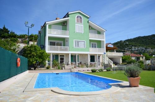 2 bedrooms appartement with sea view shared pool and furnished balcony at Peracko Blato 4 km away from the beach