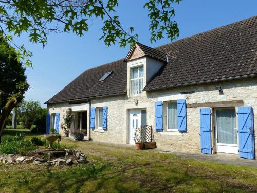 Maison de 4 chambres avec piscine privee jardin clos et wifi a Saint Sozy