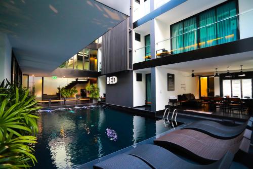 Πισίνα στο ή κοντά στο BED Chiangmai Gate- Adults Only