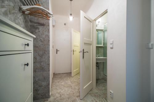 Salle de bains dans l'établissement apartmán v bytovém domě Turnov