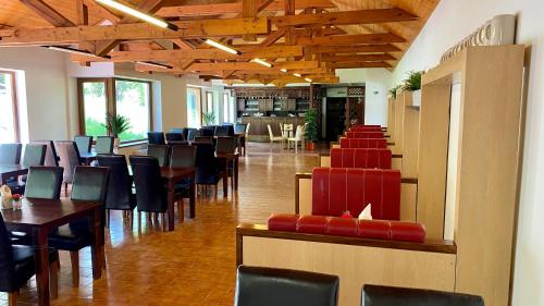 Gallery image of UniqHotel Česky Šternberk in Český Šternberk
