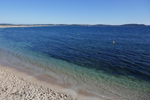 Bel Appartement accès direct mer; L'Almanarre, HYERES